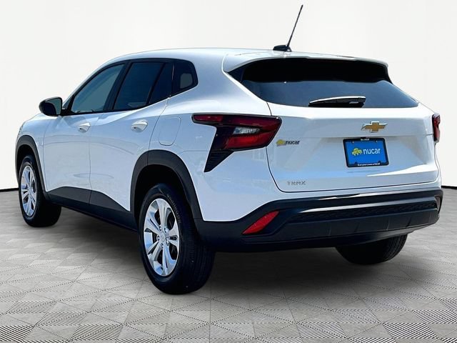 New 2026 Summit White Chevrolet LS image 4