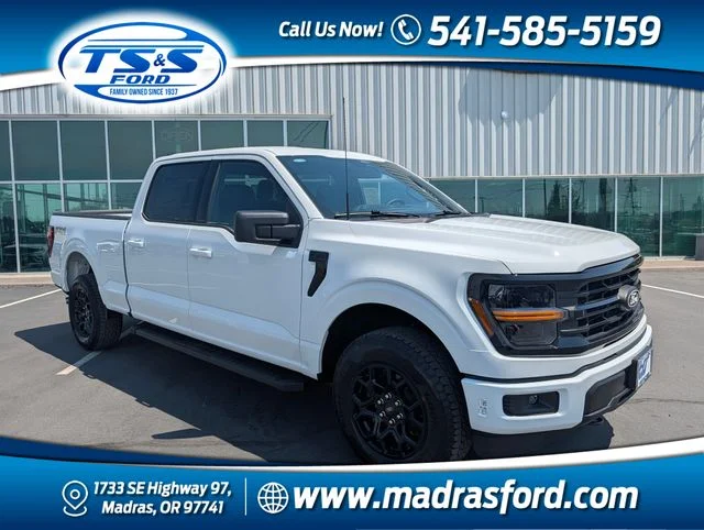 New 2026 White Ford XLT image 1