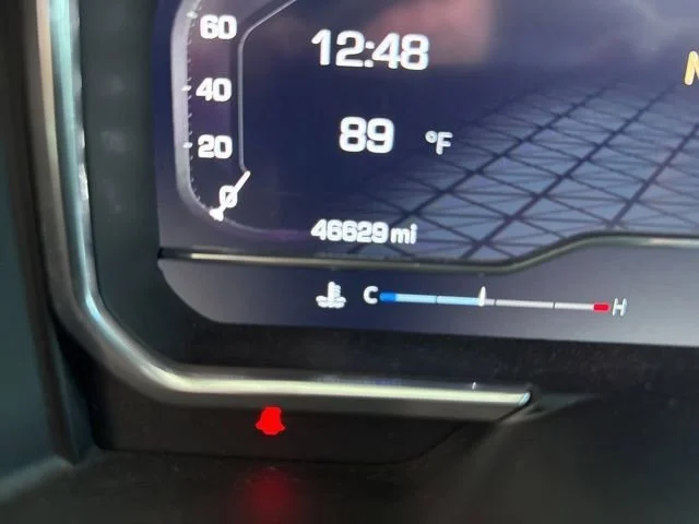 Used 2024 Summit White GMC AT4 image 3