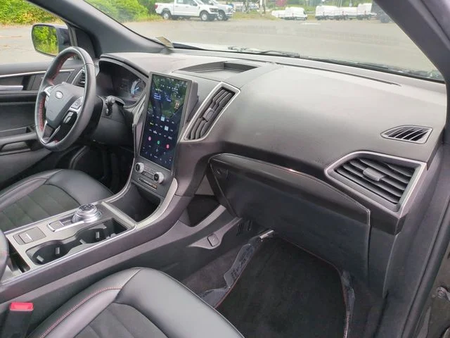 Used 2024 Black Ford ST Line image 33