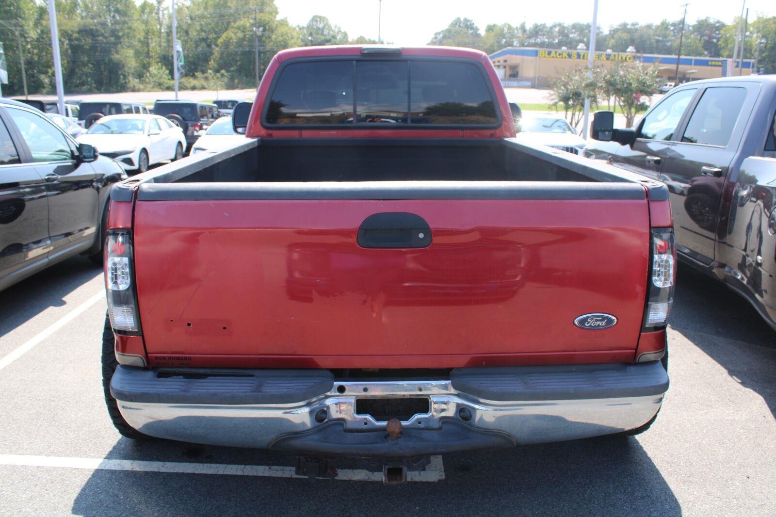 Used 2003  Ford Lariat image 5