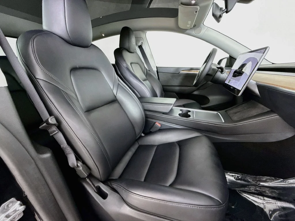 Used 2025 Black Tesla Long Range image 29