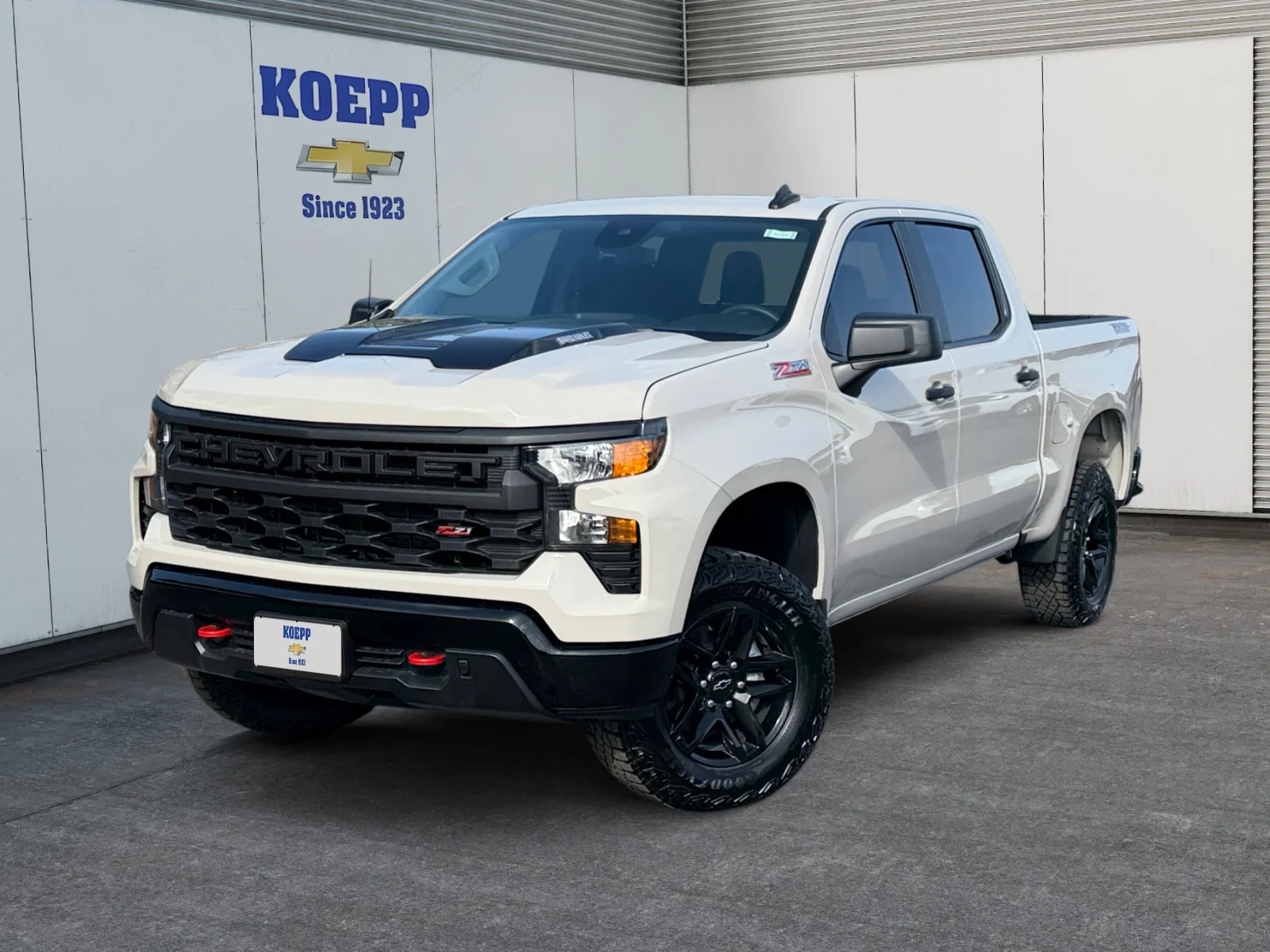 New 2026 White Sands Chevrolet Custom Trail Boss image 1
