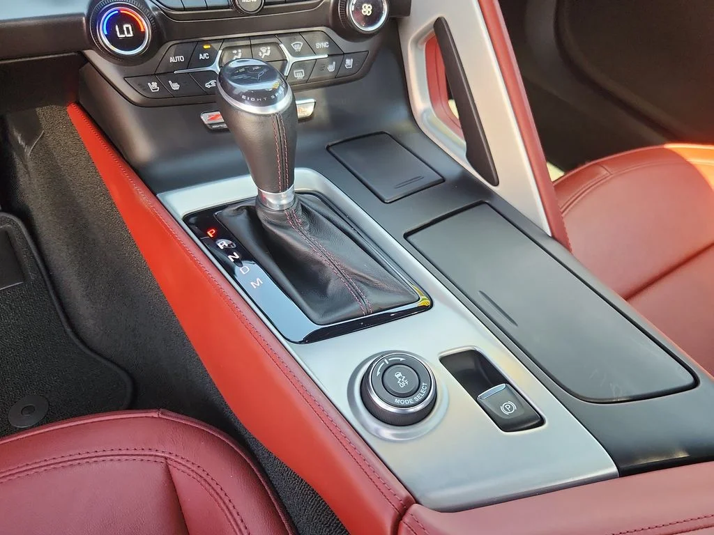 Used 2017 Red Chevrolet Z06 image 21