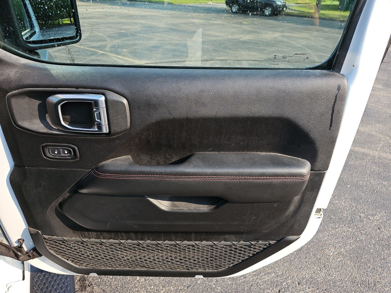 Used 2020 Bright White Clearcoat Jeep Rubicon image 12