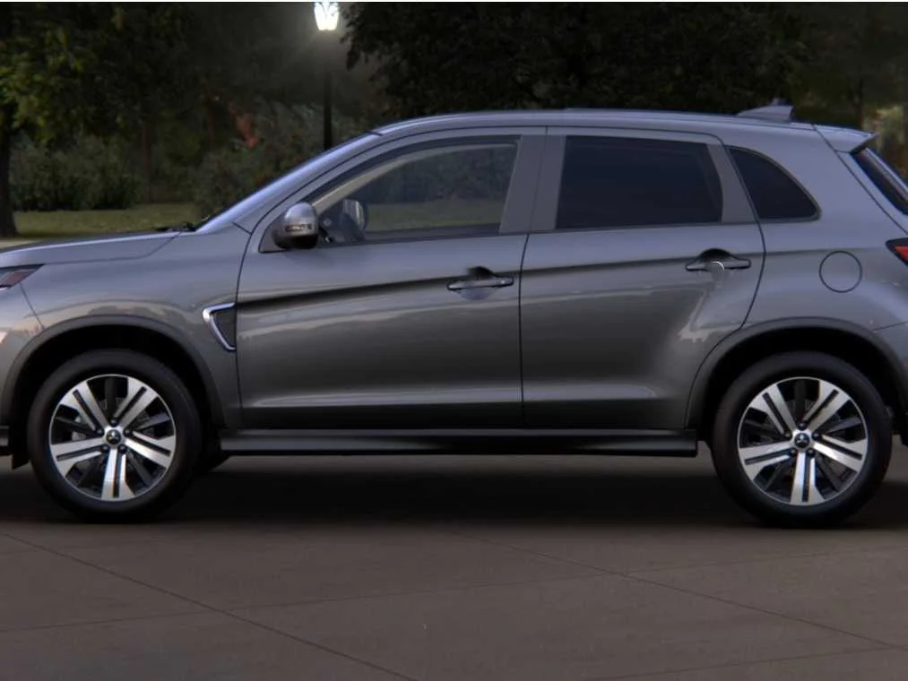 New 2027 Mercury Gray Metallic Mitsubishi SE image 6
