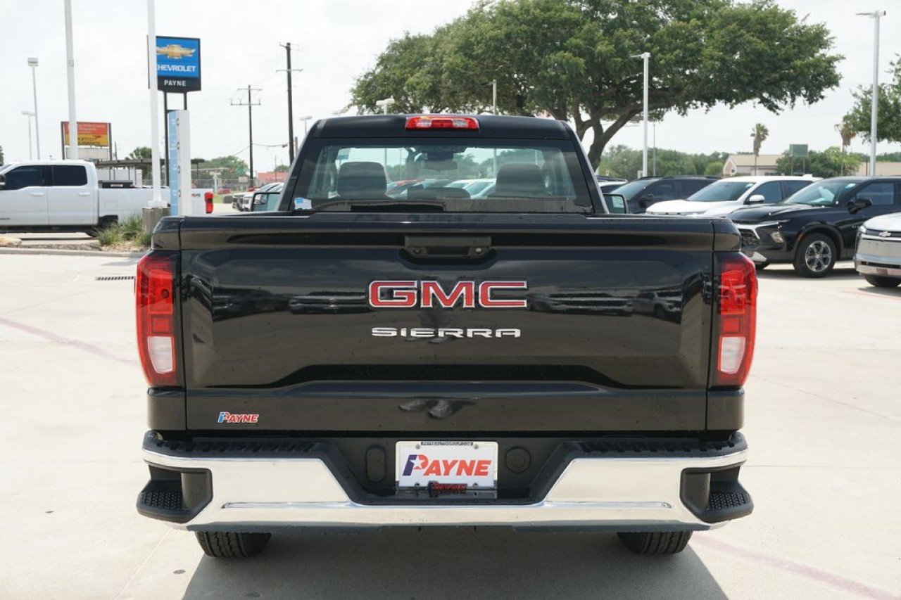 New 2026 Onyx Black GMC Pro image 8