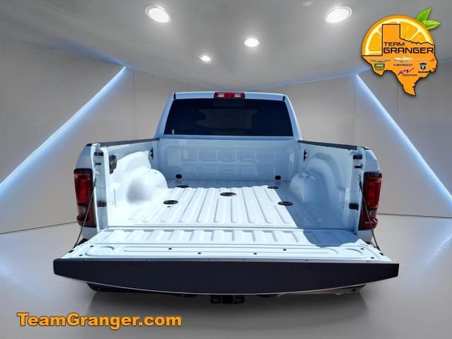 New 2026 Bright White Clear-Coat Exterior Paint RAM Tradesman image 9