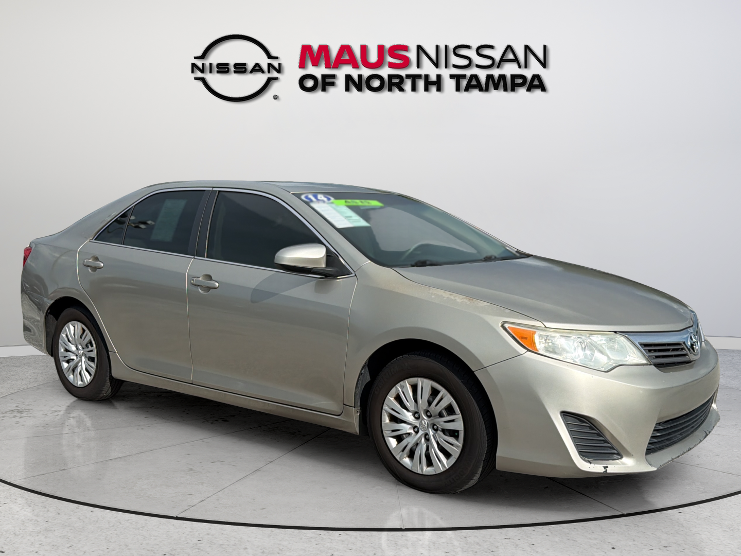 Used 2014 Creme Brulee Toyota L image 14