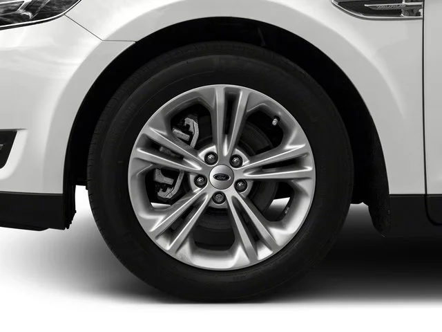 Used 2017 WHITE PLATINUM ME FORD SEL image 12
