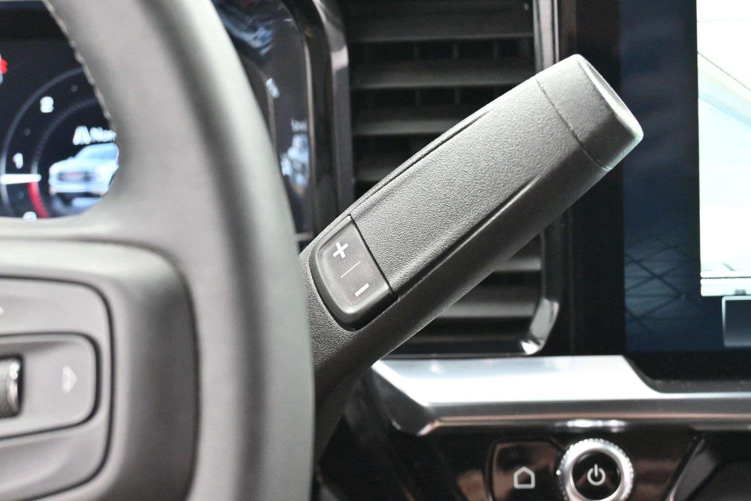 Used 2024 Onyx Black GMC Elevation image 24