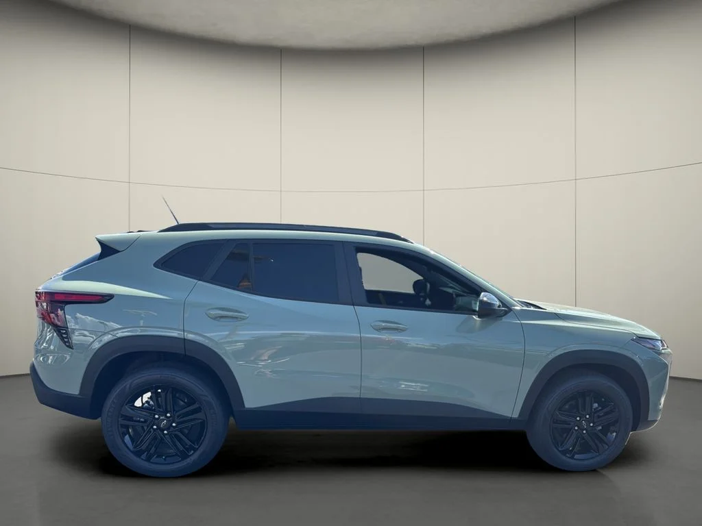 New 2026 Green Chevrolet ACTIV image 8