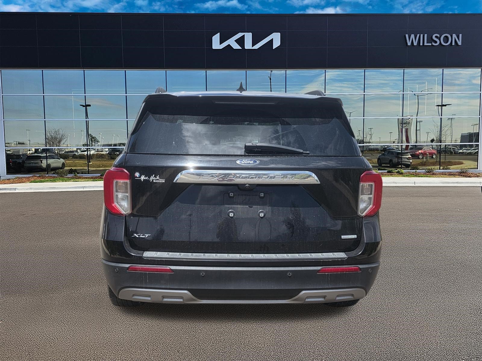 Used 2020 Black Metallic Ford XLT image 5