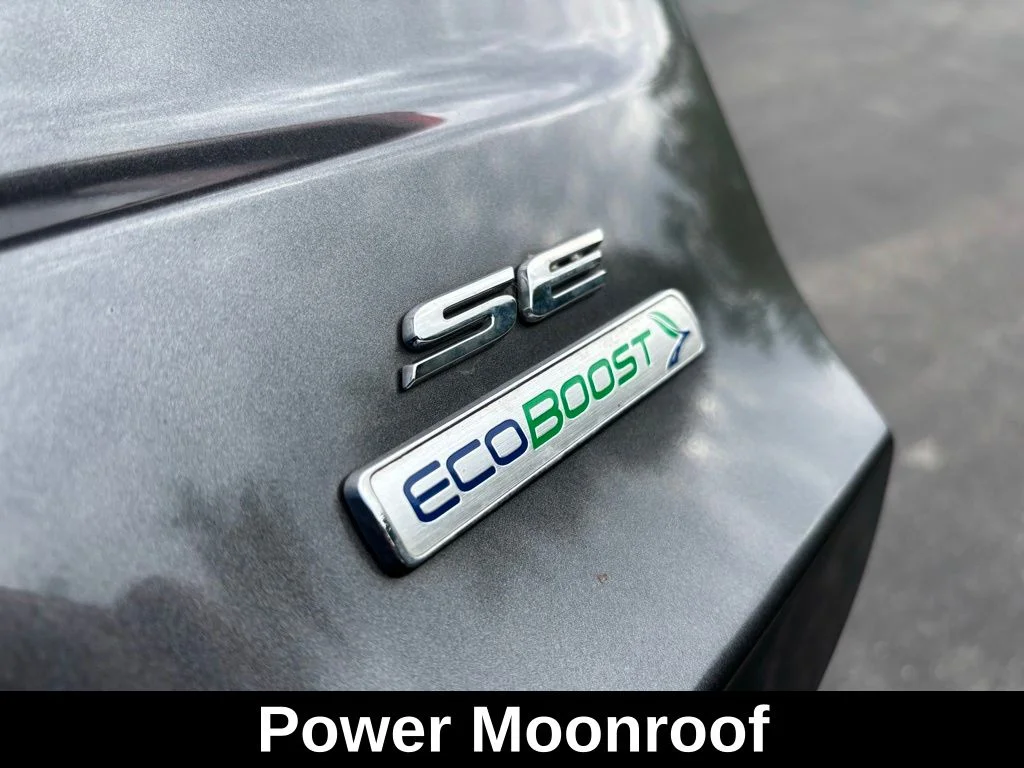 Used 2019 Gray Ford SE image 17
