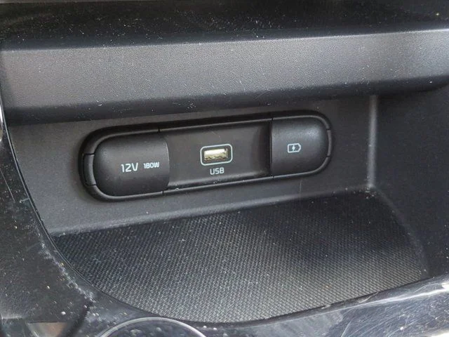 Certified Used 2022  Kia Nightfall image 22