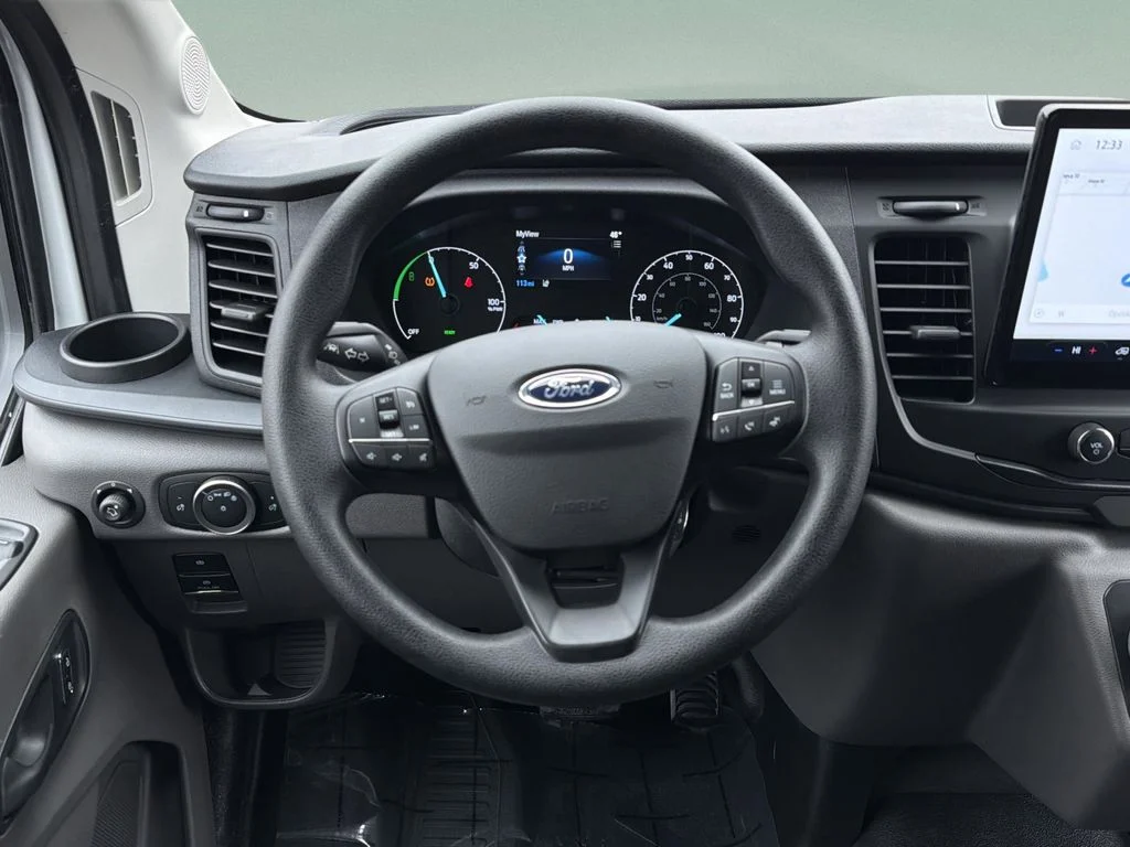 2025 Ford E-Transit Cargo Van Base - Photo 40