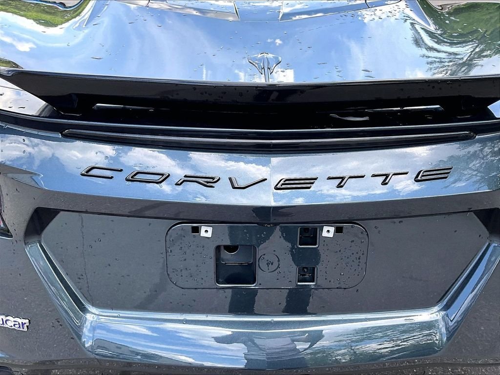 Used 2020 Shadow Gray Metallic Chevrolet Stingray image 26