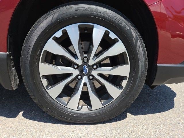 Used 2015 Venetian Red Pearl Subaru 2.5i Limited image 21