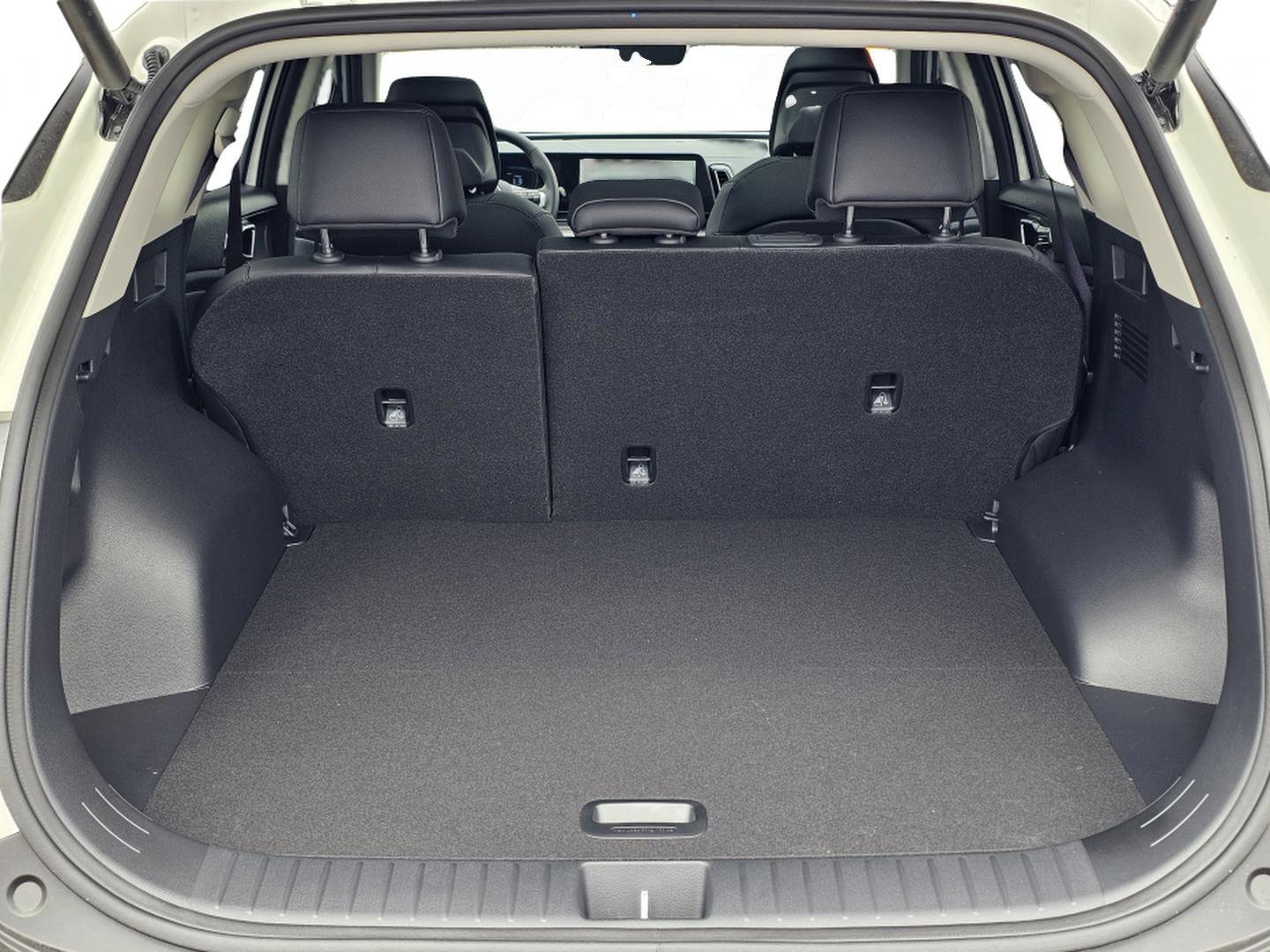 2025 Kia Sportage EX Hybrid - Photo 11