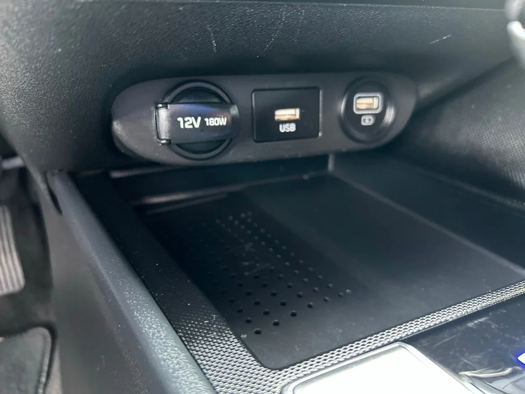 Used 2022 Gray Hyundai SEL image 23