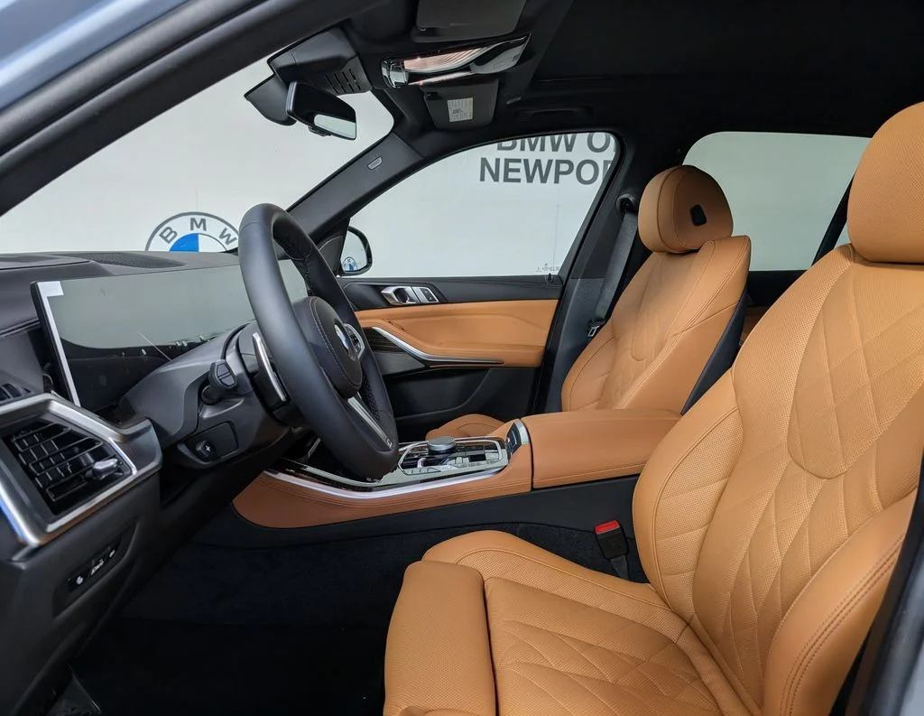 New 2026 Brooklyn Grey Metallic BMW xDrive40i image 2