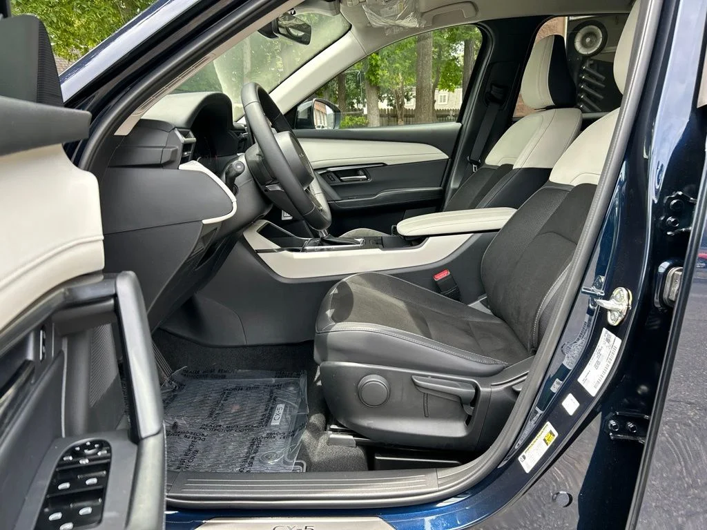 New 2026 Navy Blue Mica Mazda 2.5 S Select image 14