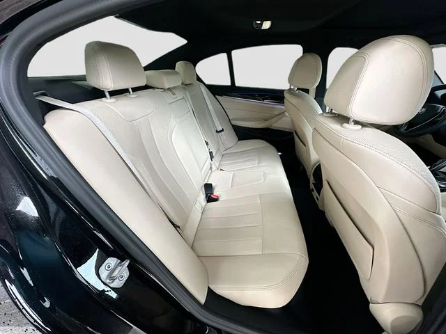 Used 2023 Black BMW 530i image 27