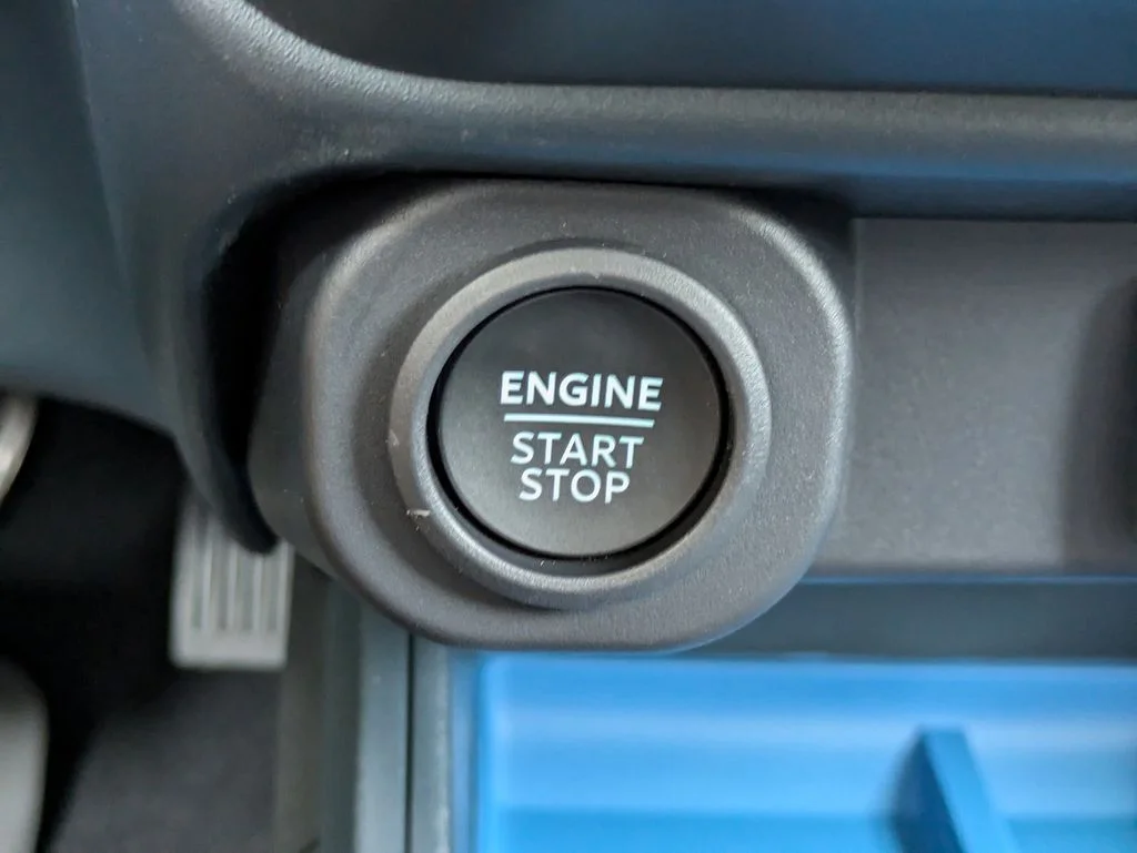 New 2026 Azure Gray Metallic Tri-Coat Ford XLT image 28