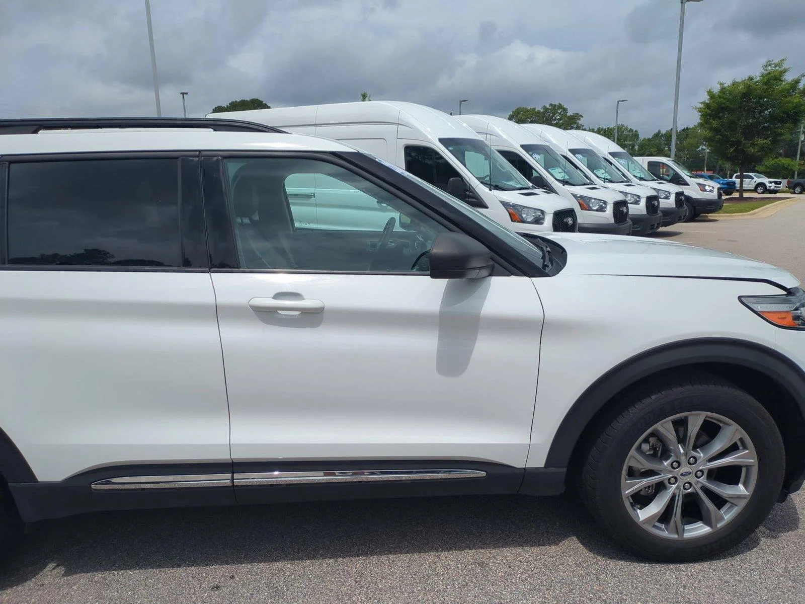 Used 2022 Oxford White Ford XLT image 38
