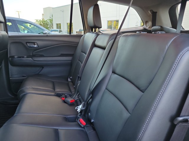 Used 2018 White Diamond Pearl Honda Touring image 14