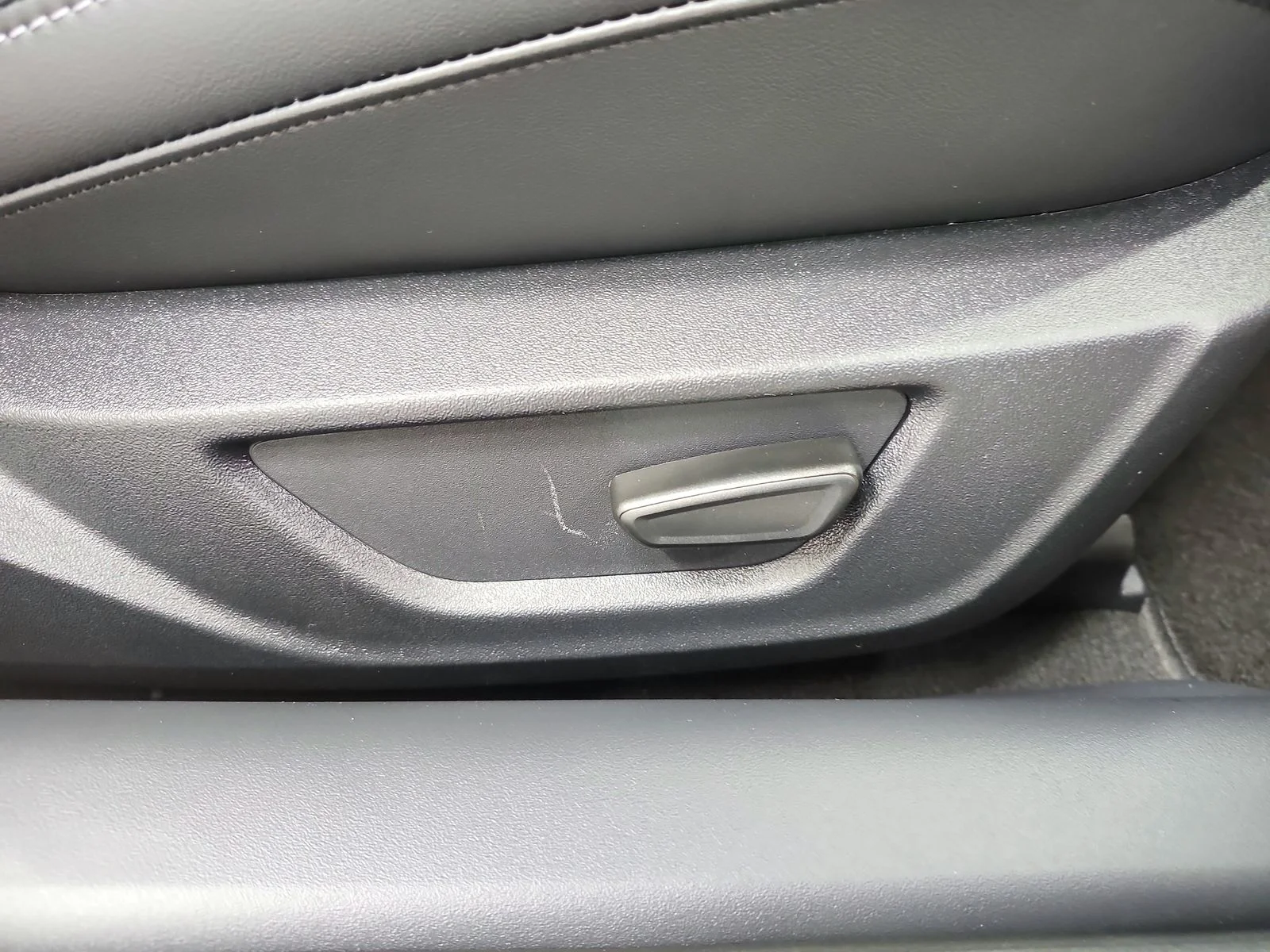 New 2026 Molten Magenta Metallic Tinted Clearcoat Ford EcoBoost® Premium Fastback image 32