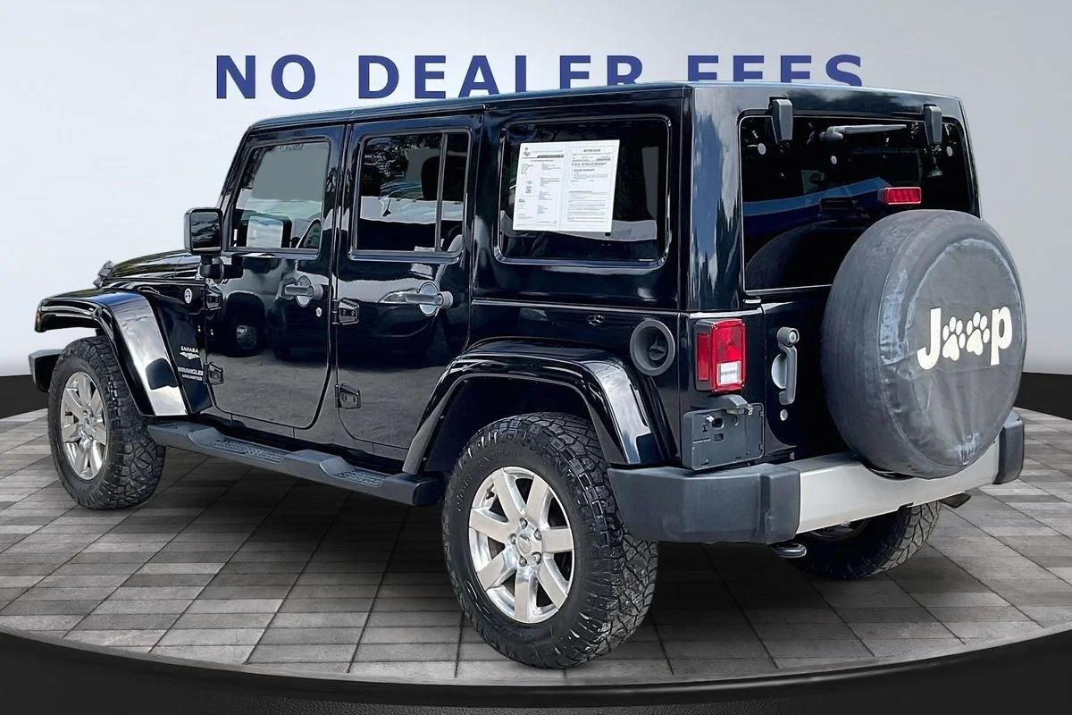 Used 2015 Black Jeep X image 4