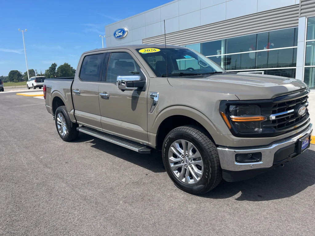 New 2026 Marsh Gray Ford XLT image 3