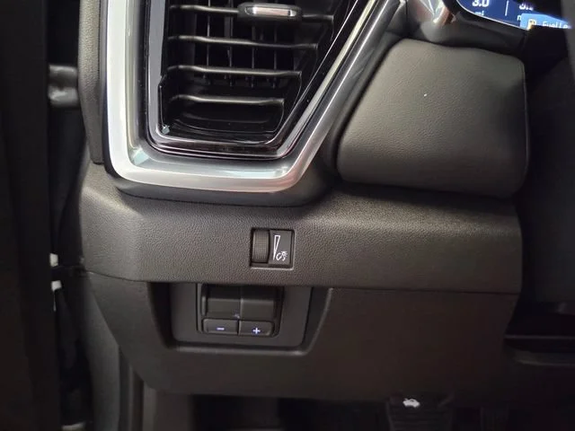 New 2026 Sterling Metallic GMC Elevation image 28
