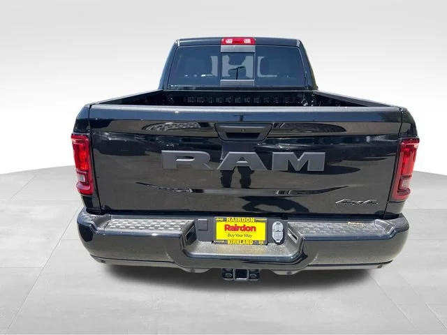 New 2026 Diamond Black Crystal Pearl-Coat Exterior Paint RAM Tradesman image 6