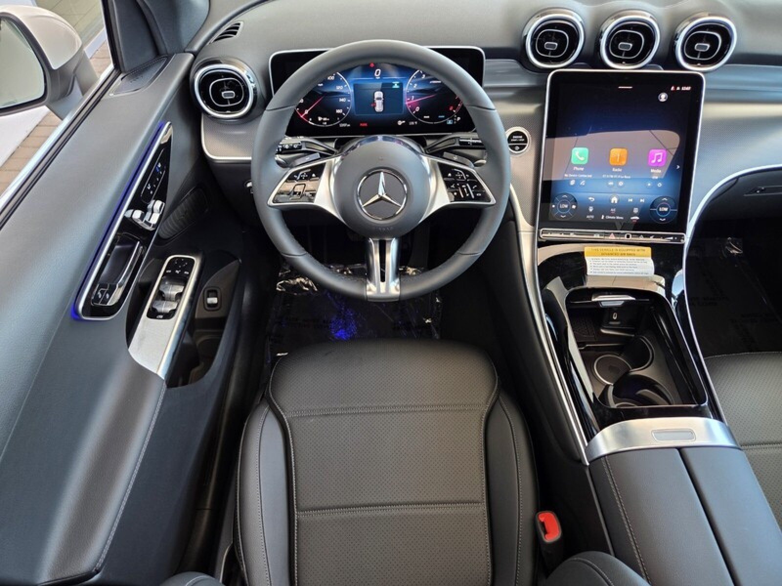 New 2026 Polar White Mercedes-Benz GLC 300 SUV image 14