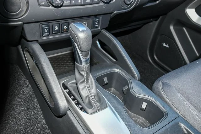 New 2026 Glacier White Nissan SV image 34