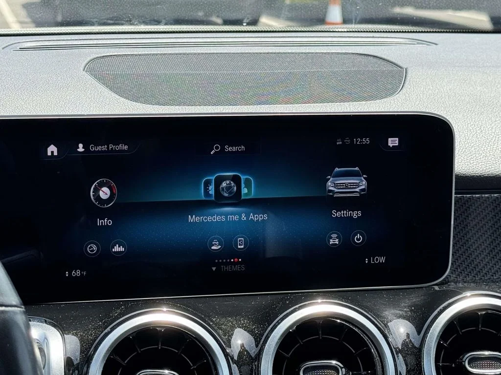 Used 2020 Gray Mercedes-Benz GLB 250 image 18