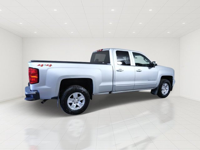 Used 2019 Gray Chevrolet LT image 8