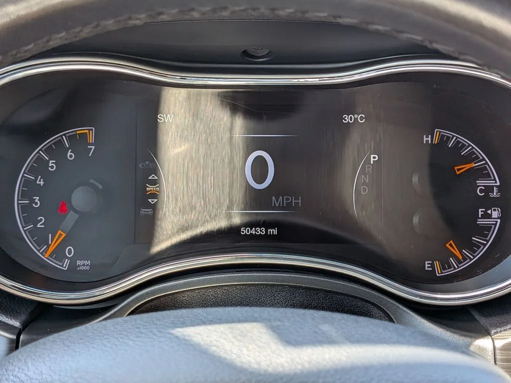 Used 2020 Blue Jeep Limited image 17