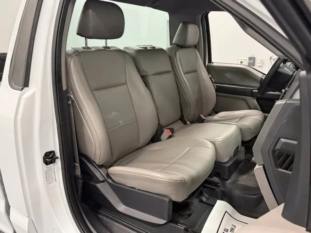 Used 2017 White Ford XL image 23