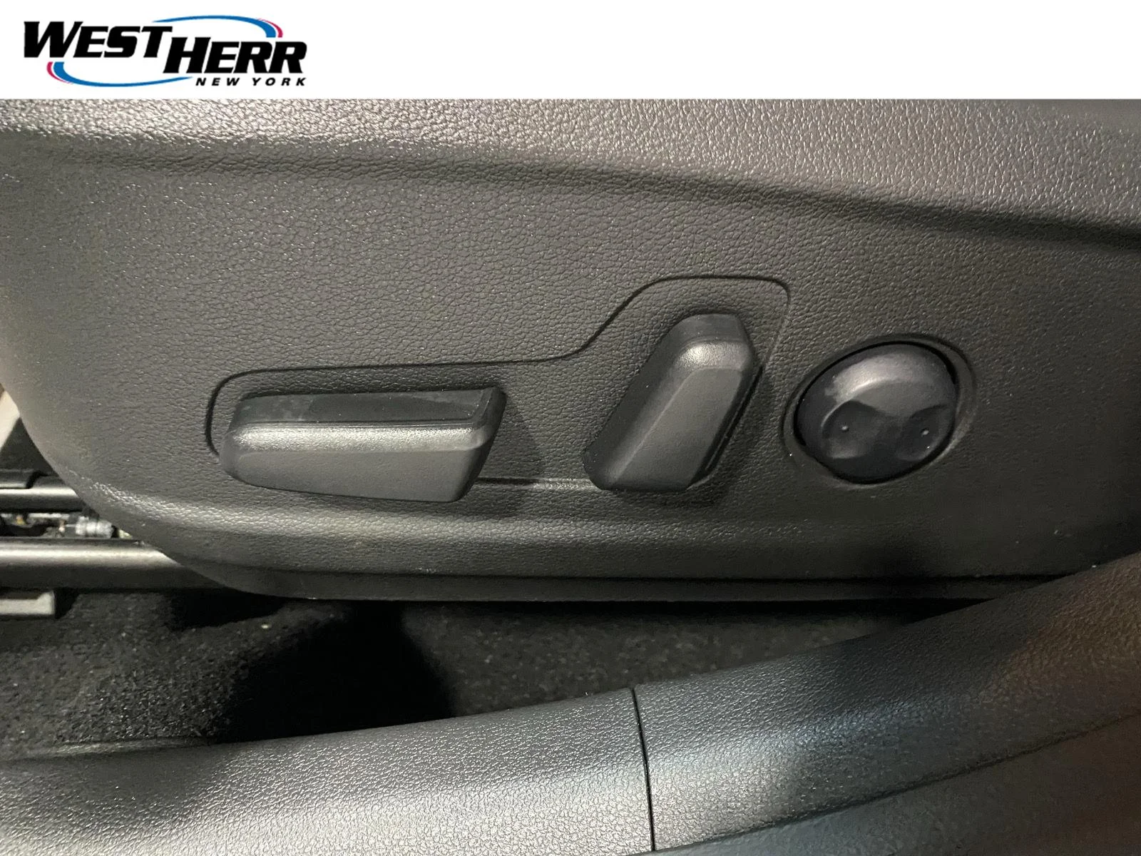 Used 2019 Ultra Black Pearl Hyundai Ultimate image 19