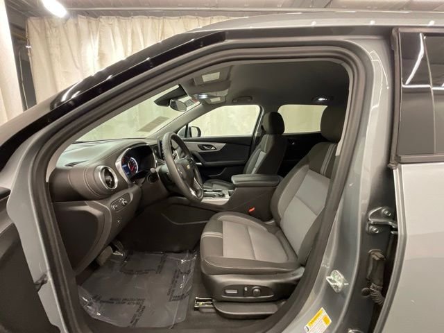 Used 2025 Gray Chevrolet LT image 10