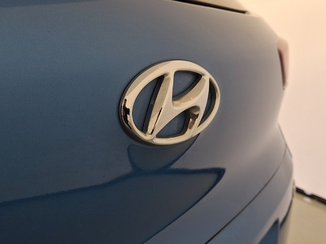 Used 2018 Blue Hyundai SEL image 34