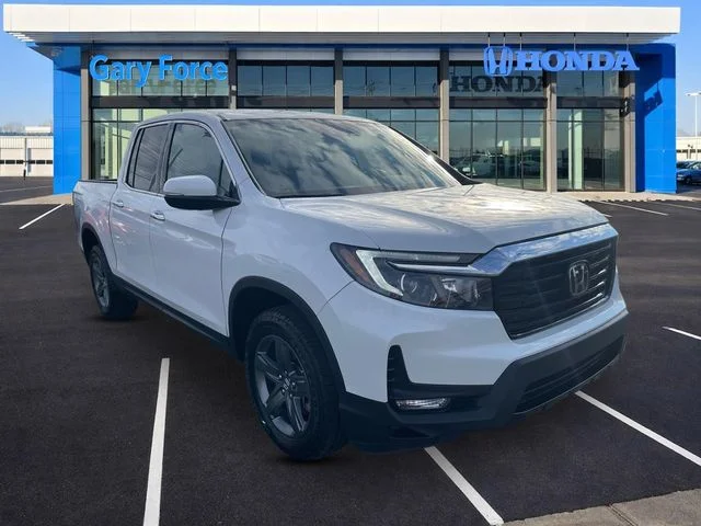 2023 Honda Ridgeline RTL-E AWD's photo