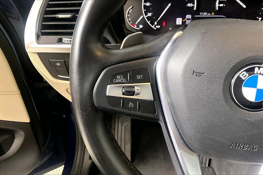Used 2021 Phytonic Blue Metallic BMW sDrive30i image 14