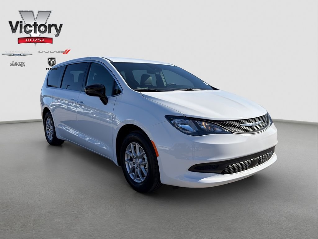 New 2026 Bright White Clear-Coat Exterior Paint Chrysler LX image 8
