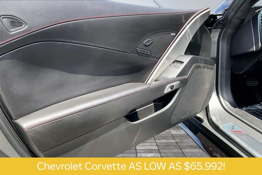 Used 2016 Gray Chevrolet Z06 image 20
