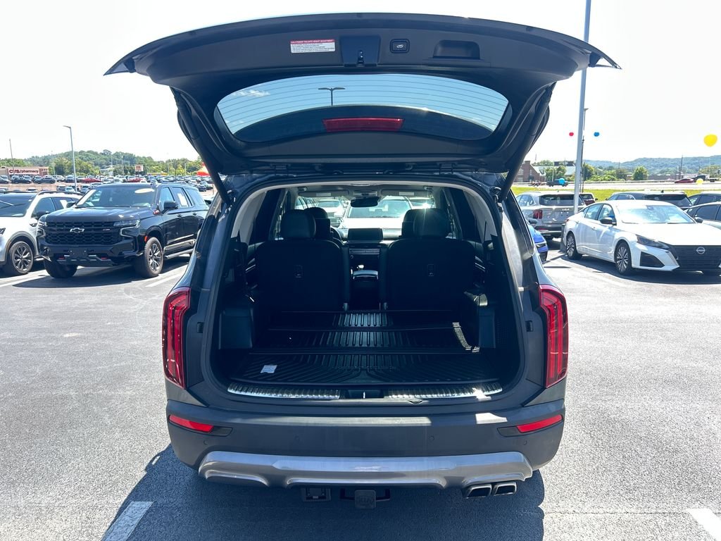 Used 2022 Gray Kia SX image 9