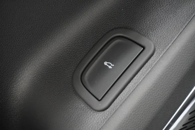 2026 GMC Acadia Elevation - Photo 16